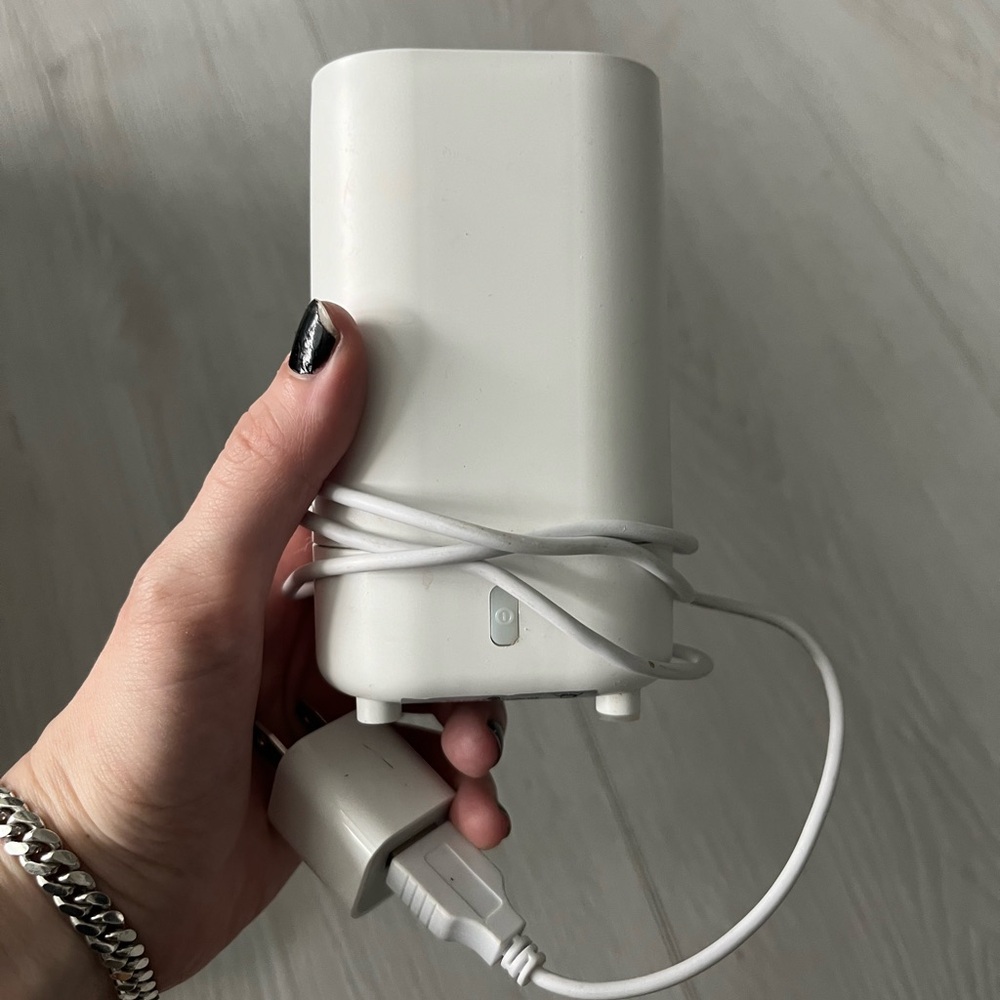 urban outfitters mini oil diffuser!